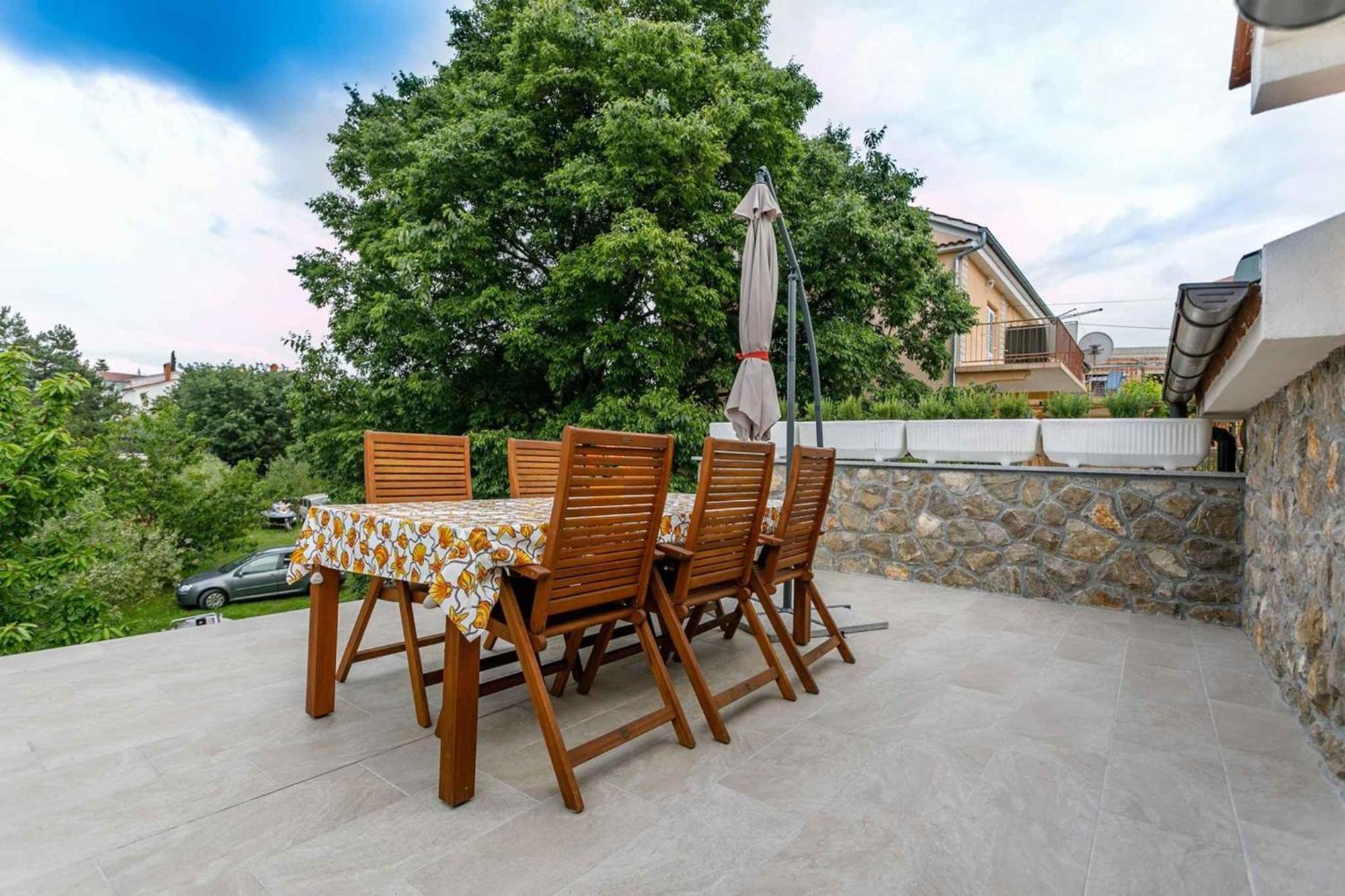 Apartment In Malinska/Insel Krk 38057 Εξωτερικό φωτογραφία
